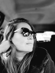 Ana Carolina Oliver